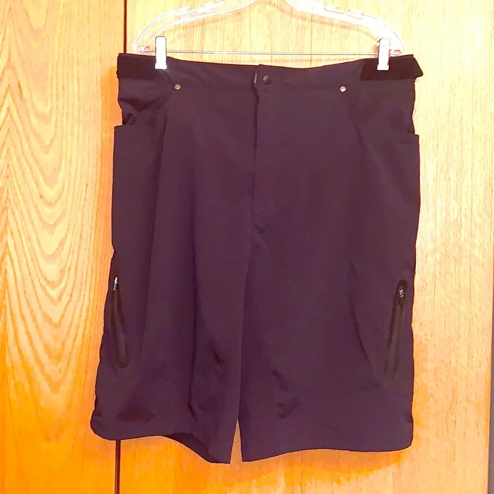 NEW Zoic men 3XL mountain biking shorts chamois black cycling Adj waist pockets